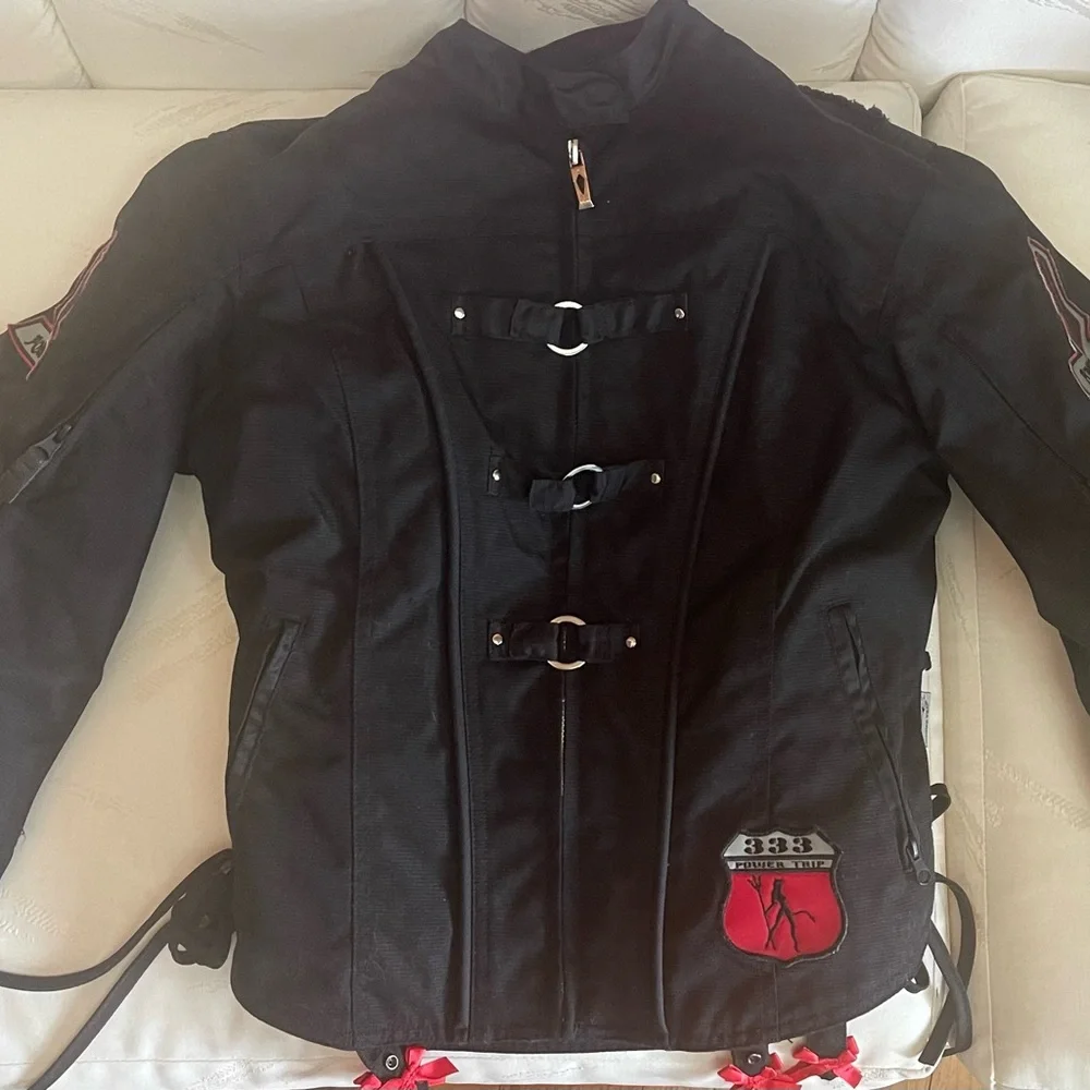 POWER TRIP MOTORCYCLE JACKET WITH AMOR BACK , ELBOW, SHOULDER PADDED PROTECTION - Picture 2 of 8